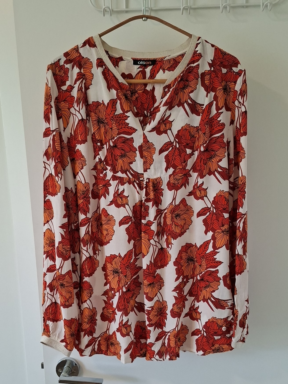 Olsen Bold Orange & Gold Trim Feminine Floral Print Tunic-style Top (Size M)